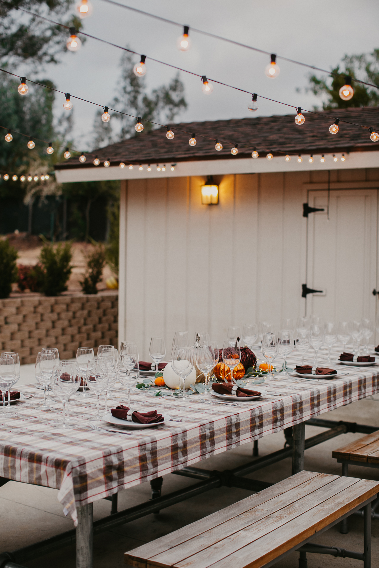 picture of an outdoor wine dinner for fall